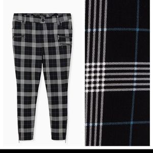 Black & Teal Plaid Ponte Zip Skinny Ankle Pant